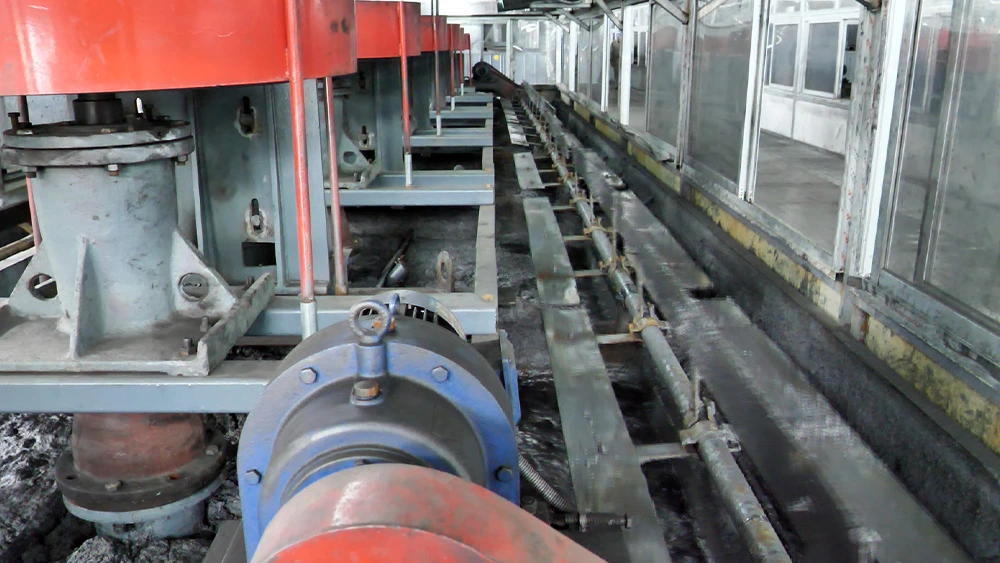 Завод в Луобее