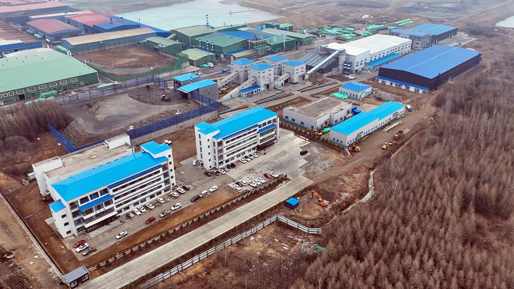 Завод в Луобее